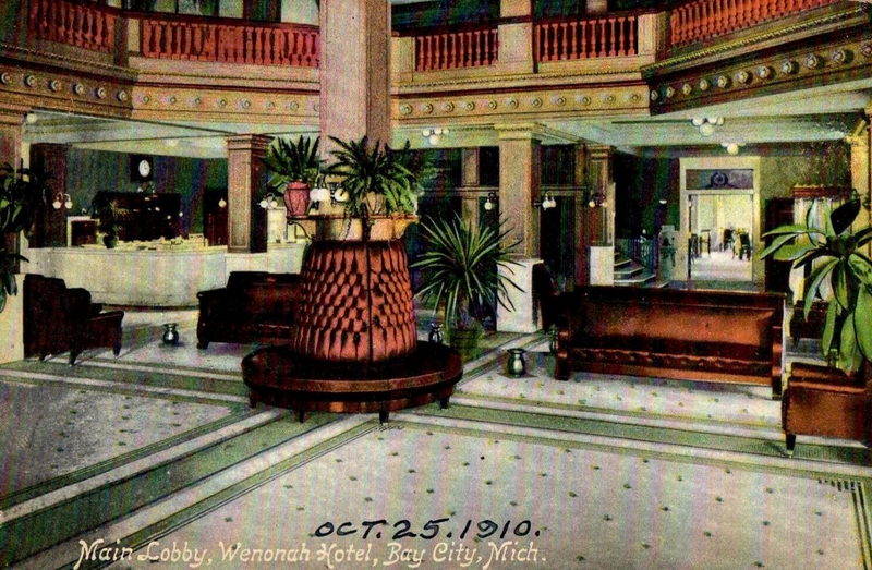 Wenonah Hotel - Vintage Postcard